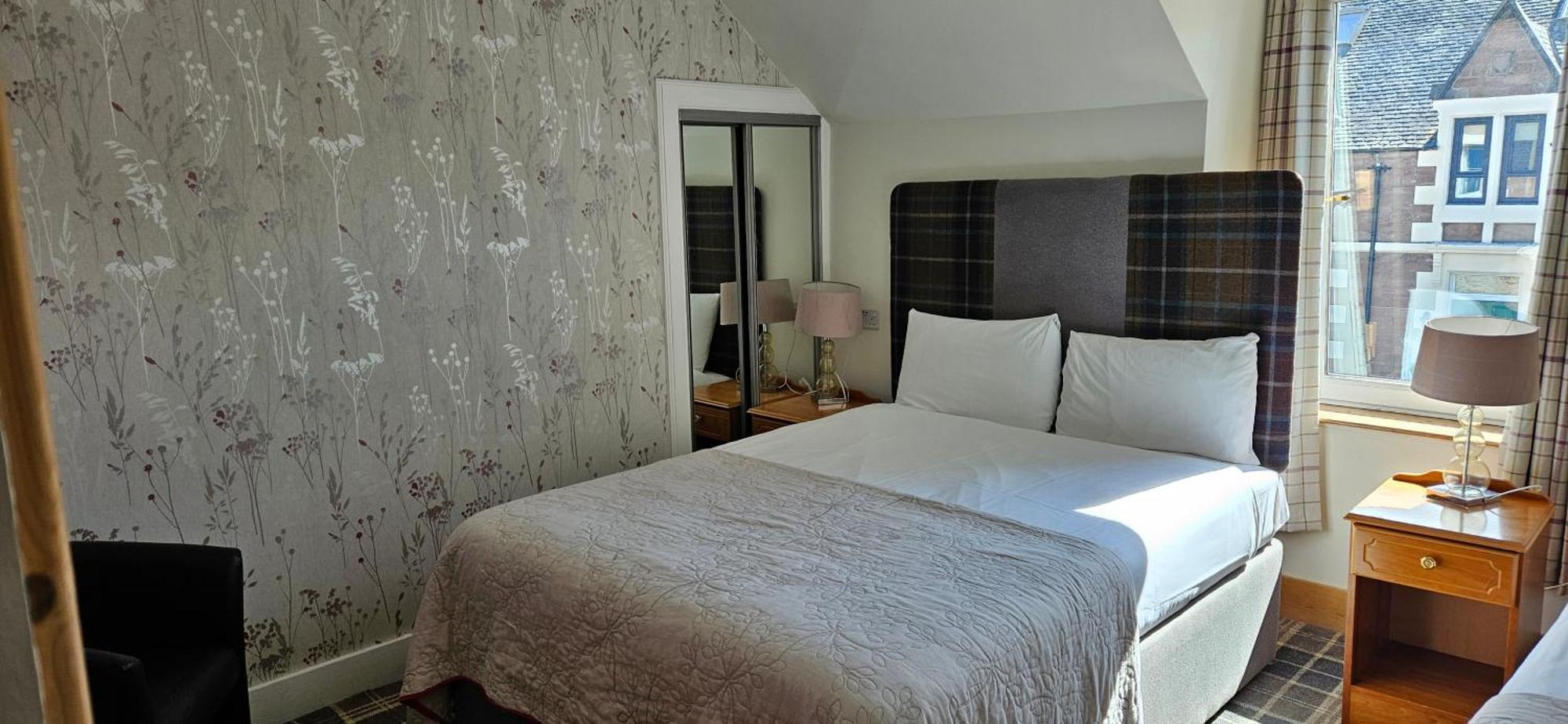 Armadale Guest House Инвернес Екстериор снимка