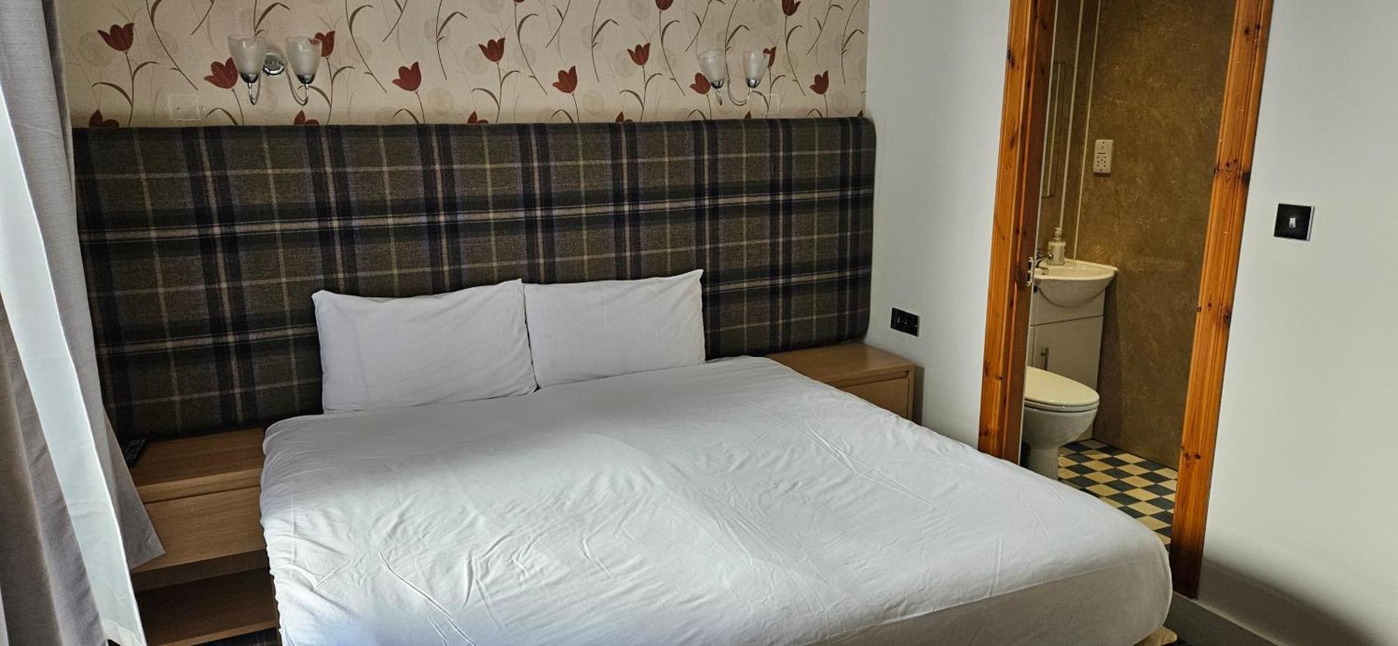 Armadale Guest House Инвернес Екстериор снимка