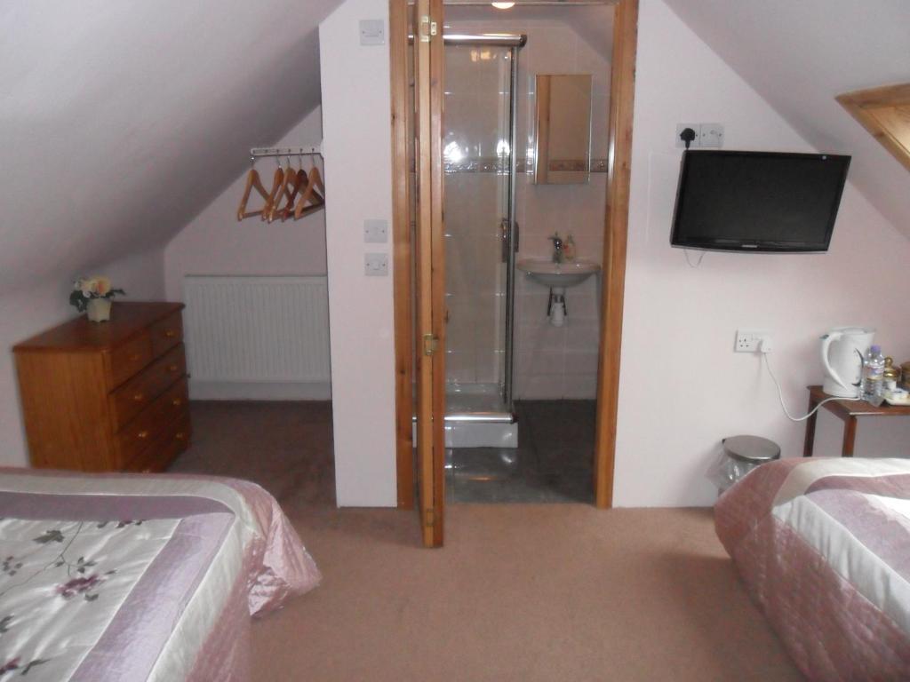 Armadale Guest House Инвернес Стая снимка